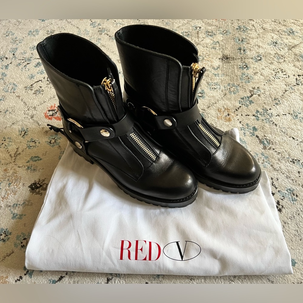 Valentino Red V Made in Italy Leather Combat Boots Brand New Size 37